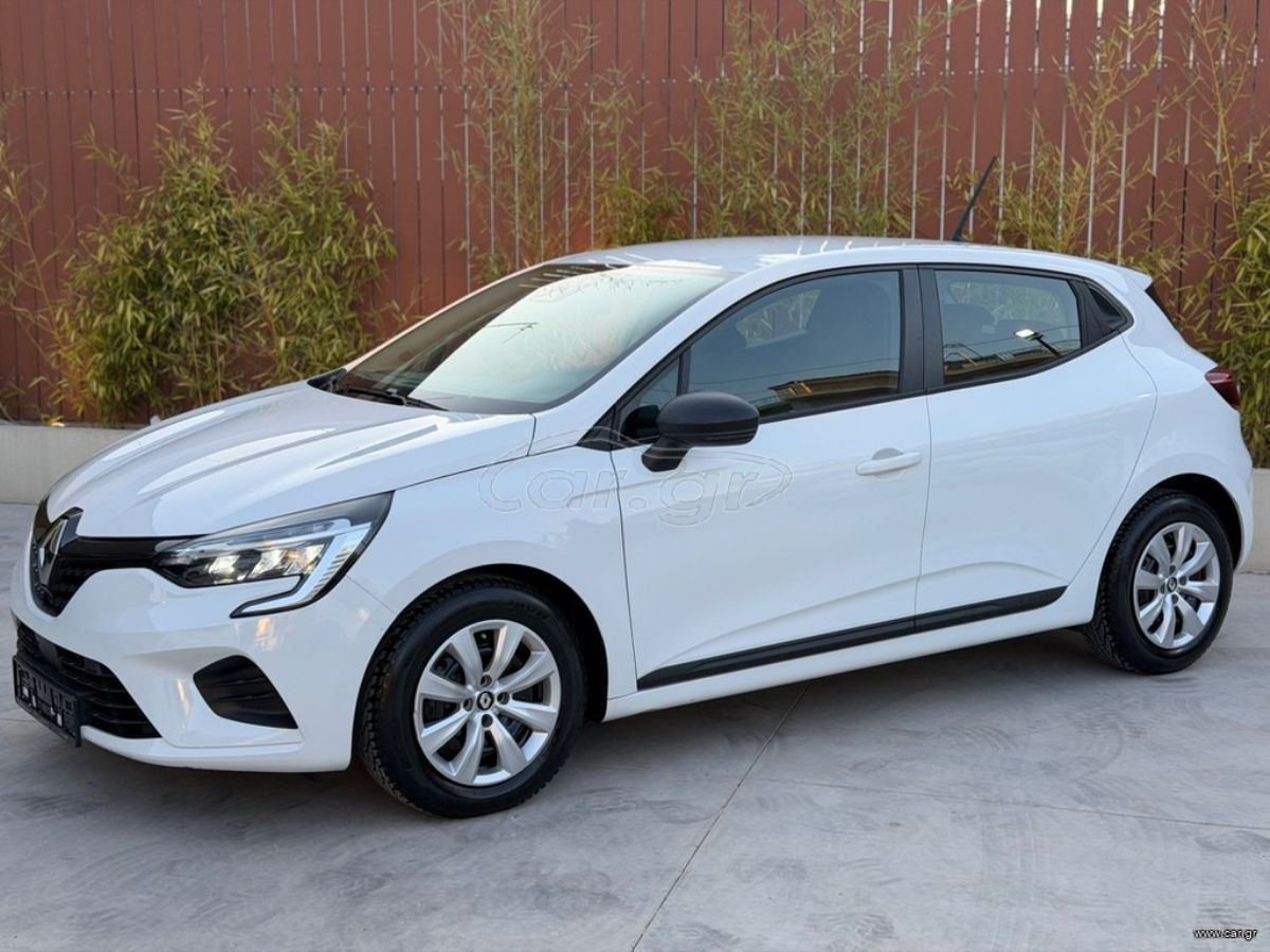 RENAULT CLIO 2021