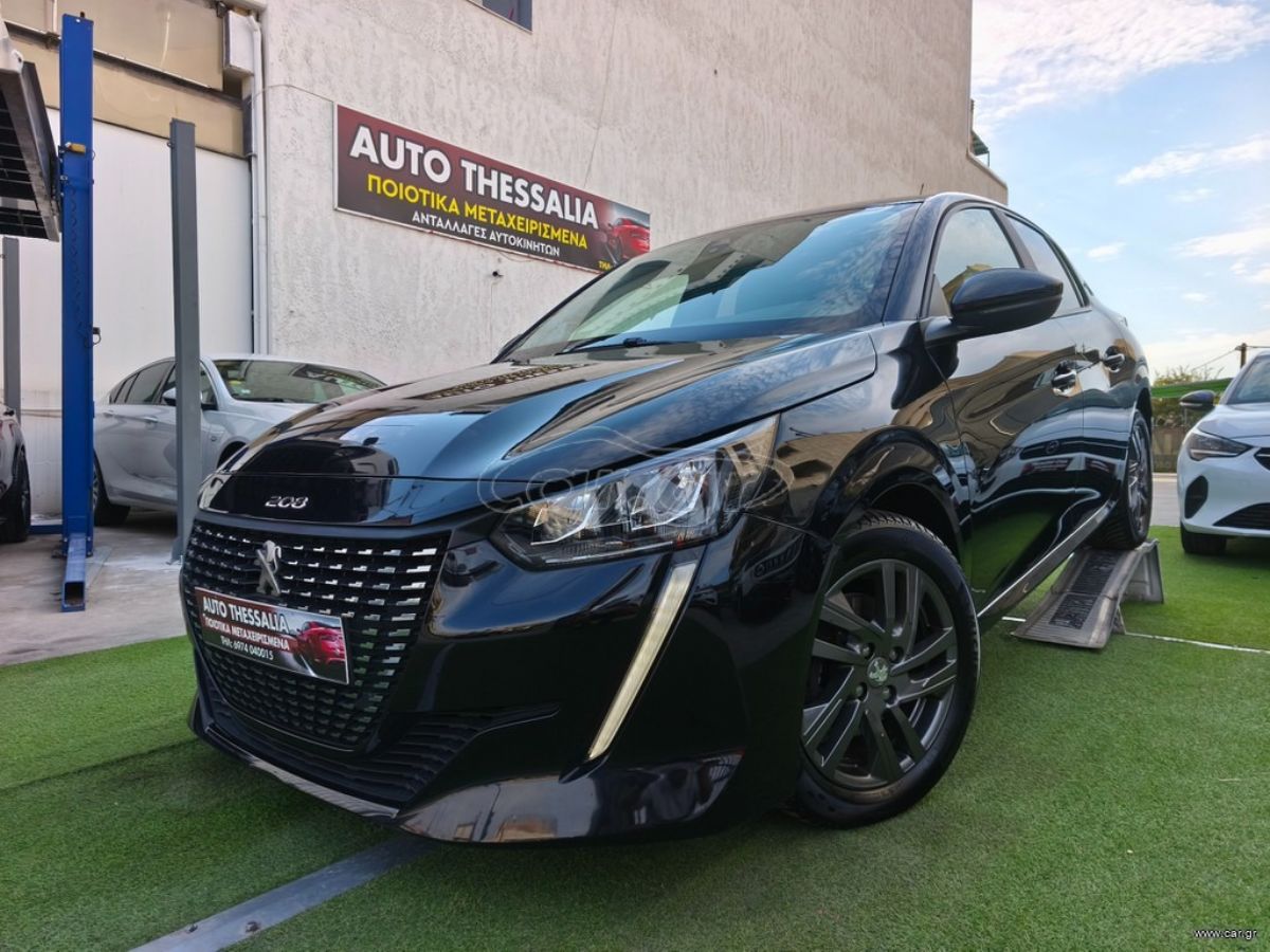 PEUGEOT 208 2021