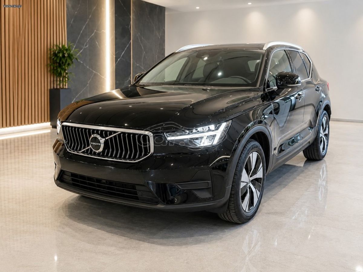 VOLVO XC 40 2023