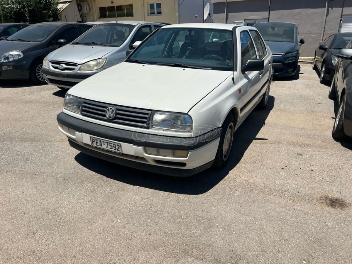 VW VENTO 1994