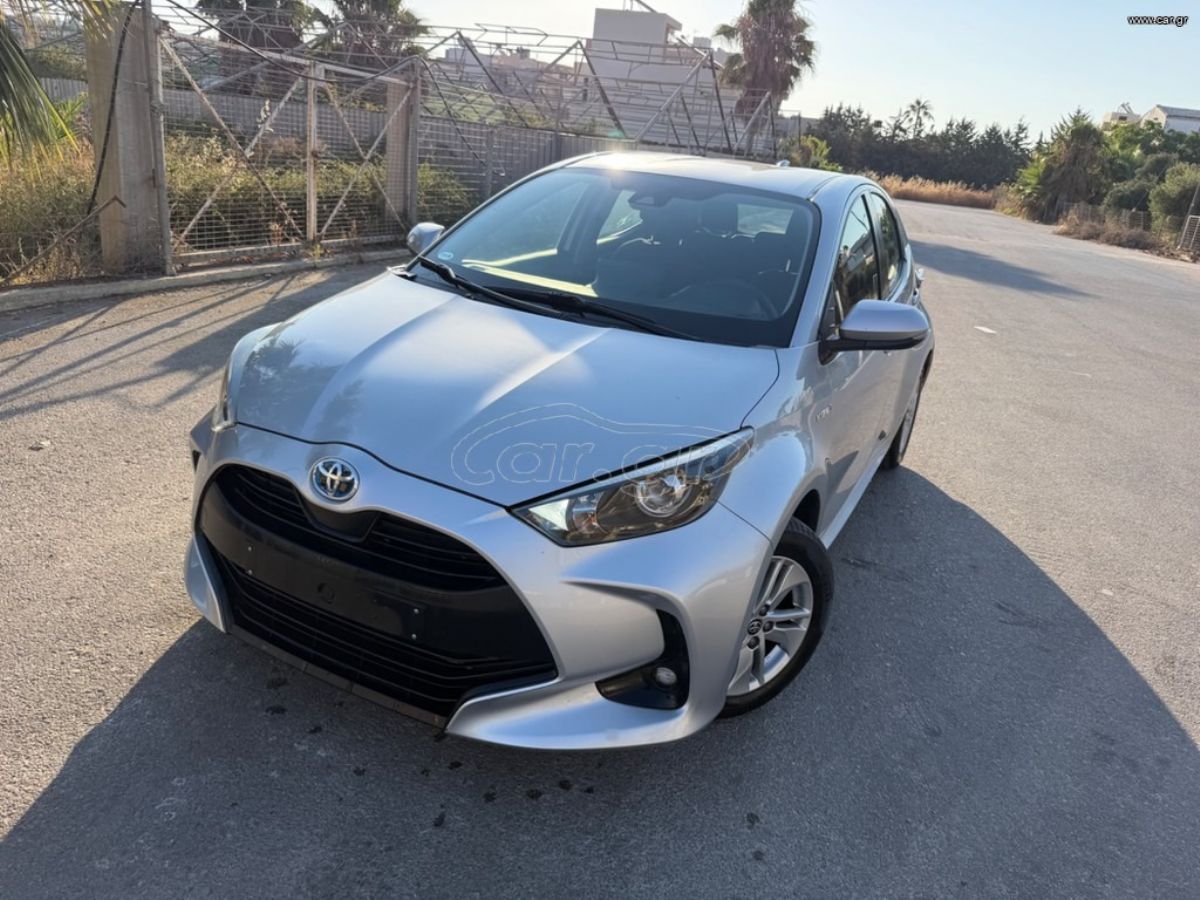 TOYOTA YARIS 2021