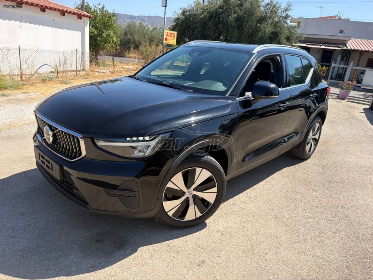 VOLVO XC 40 2022
