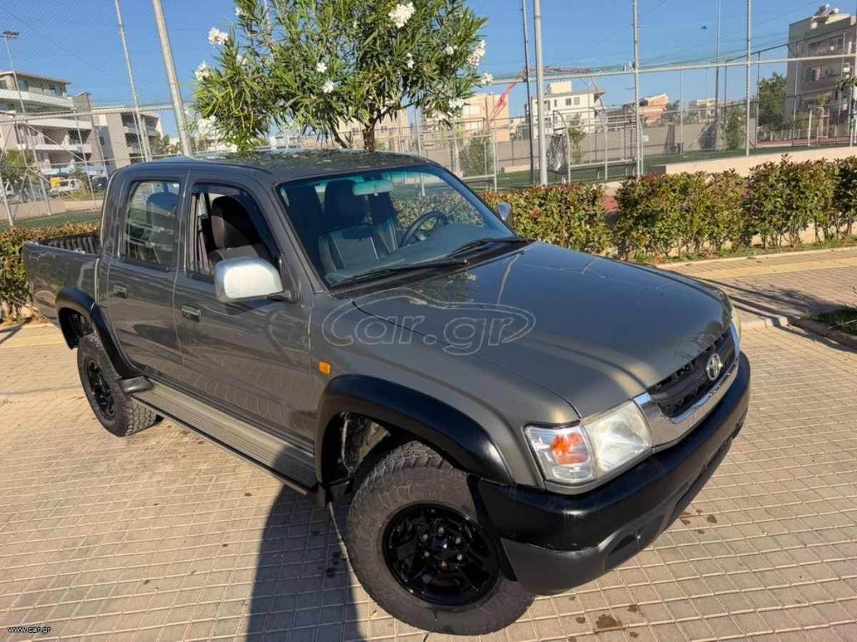 TOYOTA HILUX 2005