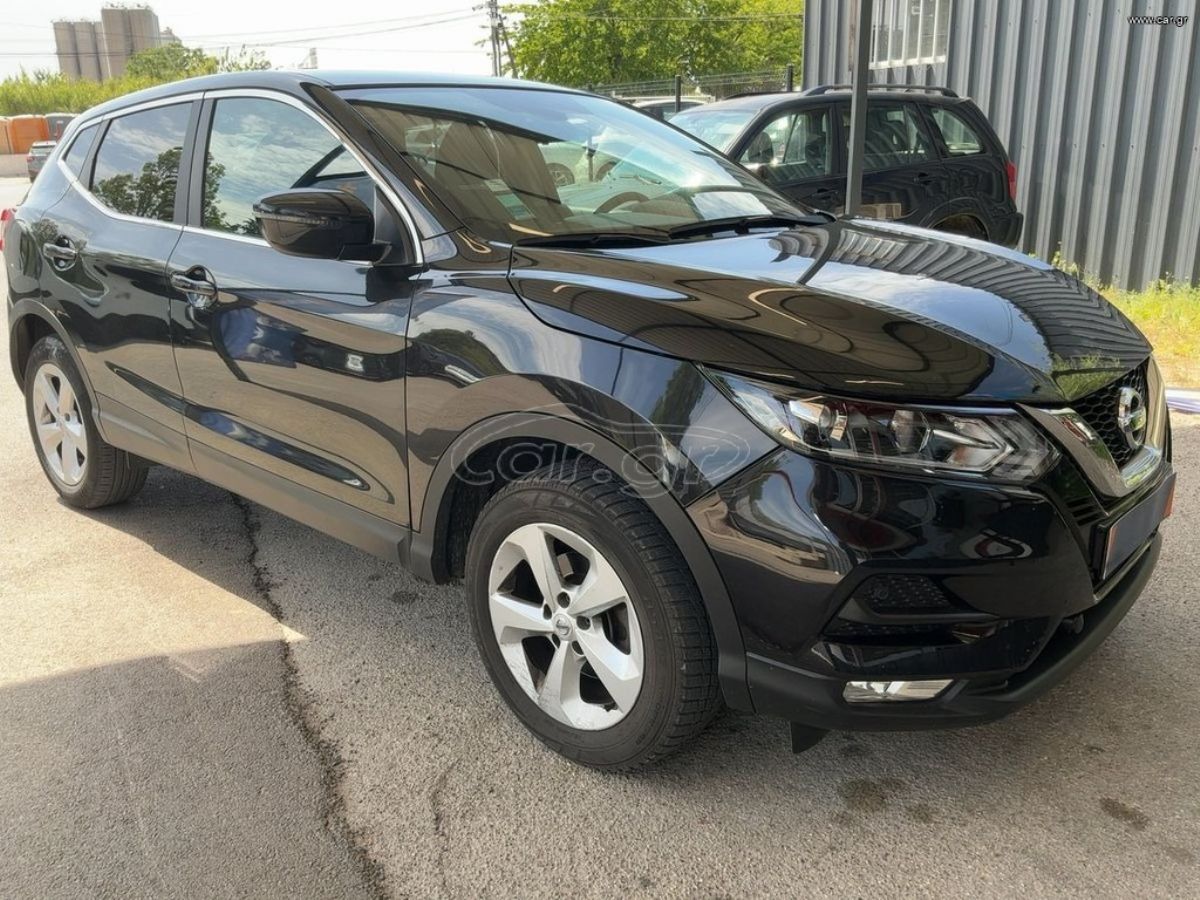 NISSAN QASHQAI 2019