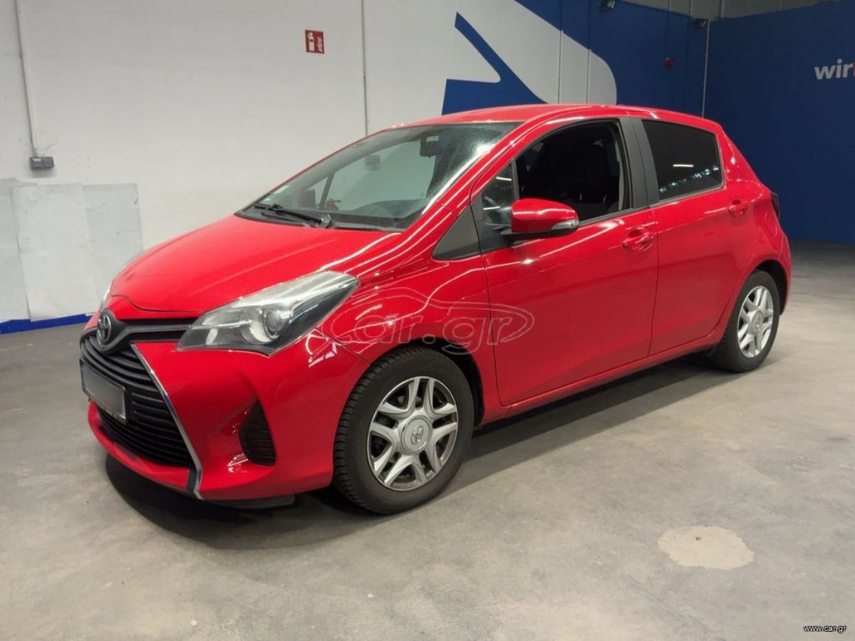 TOYOTA YARIS 2015