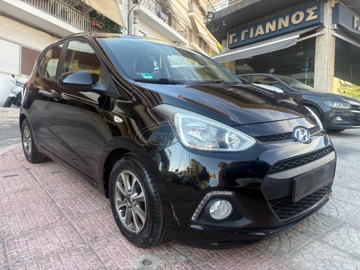 HYUNDAI i10 2015
