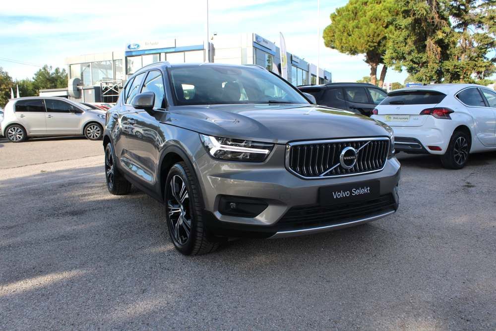 VOLVO XC 40 2021