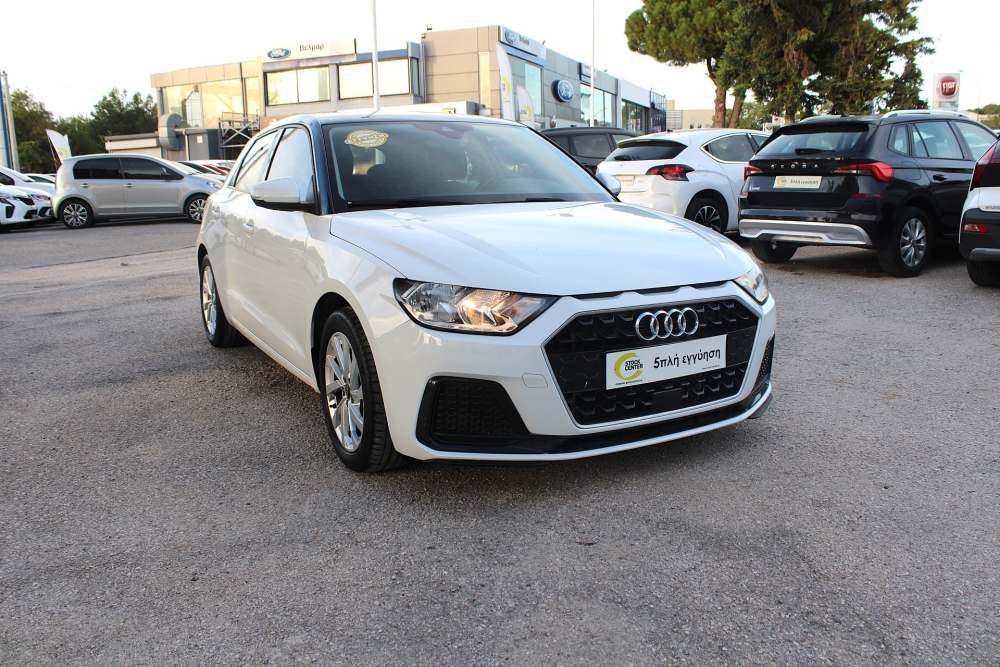 AUDI A1 2021