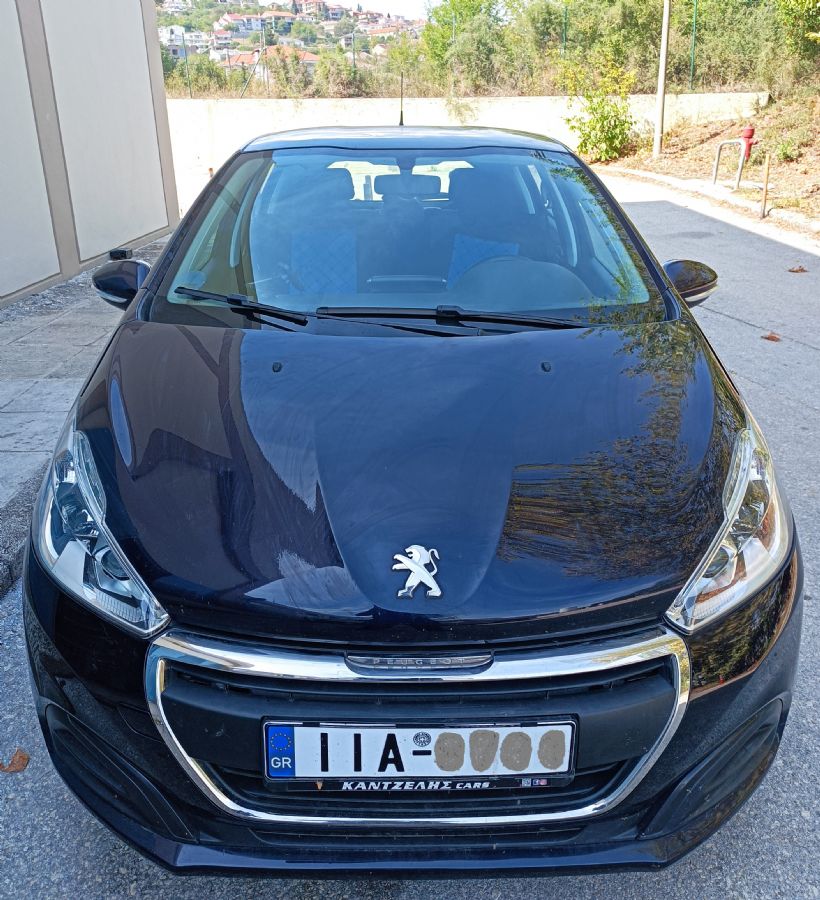 PEUGEOT 208 2017