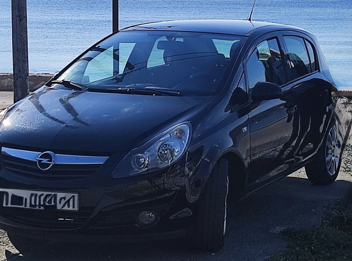 OPEL CORSA 2010