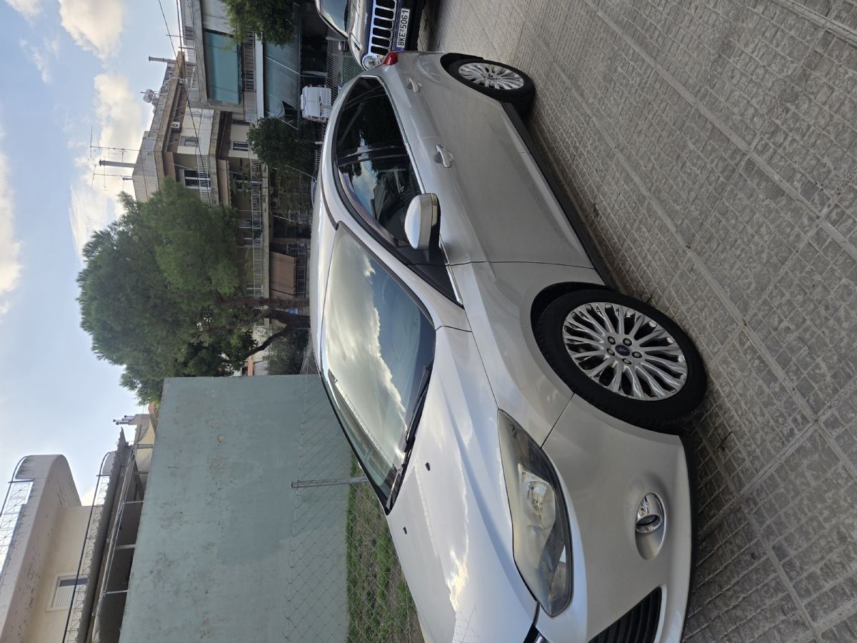 FORD FOCUS 2011