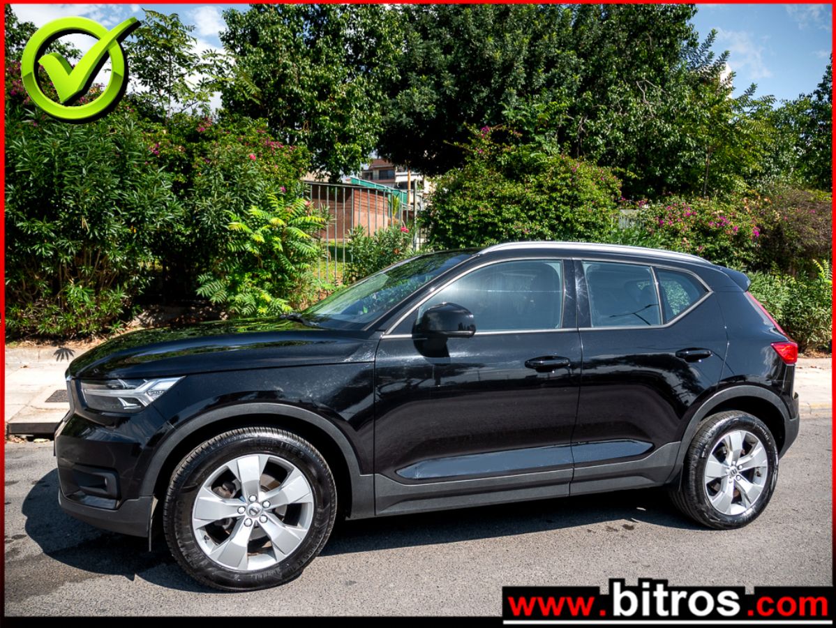VOLVO XC 40 2020