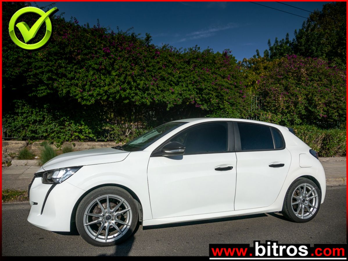 PEUGEOT 208 2022
