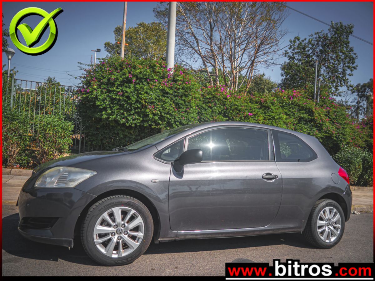 TOYOTA AURIS 207