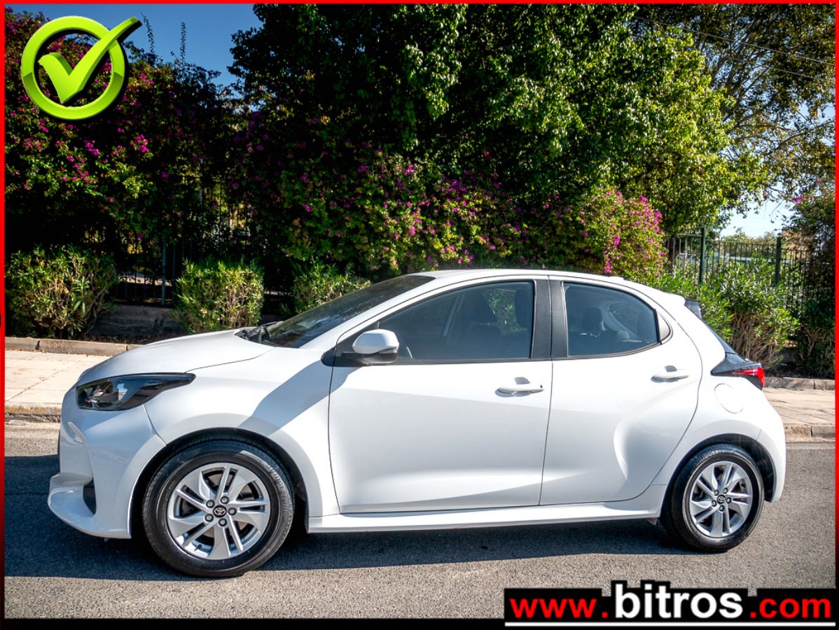 TOYOTA YARIS 2022