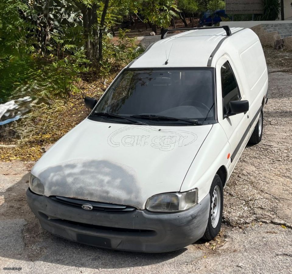 FORD ESCORT 2002