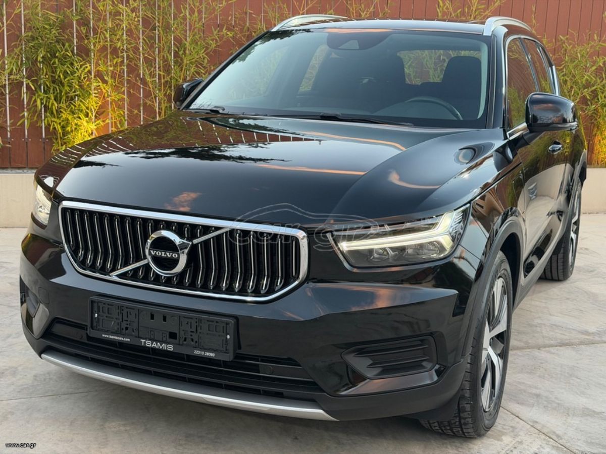 VOLVO XC 40 2021