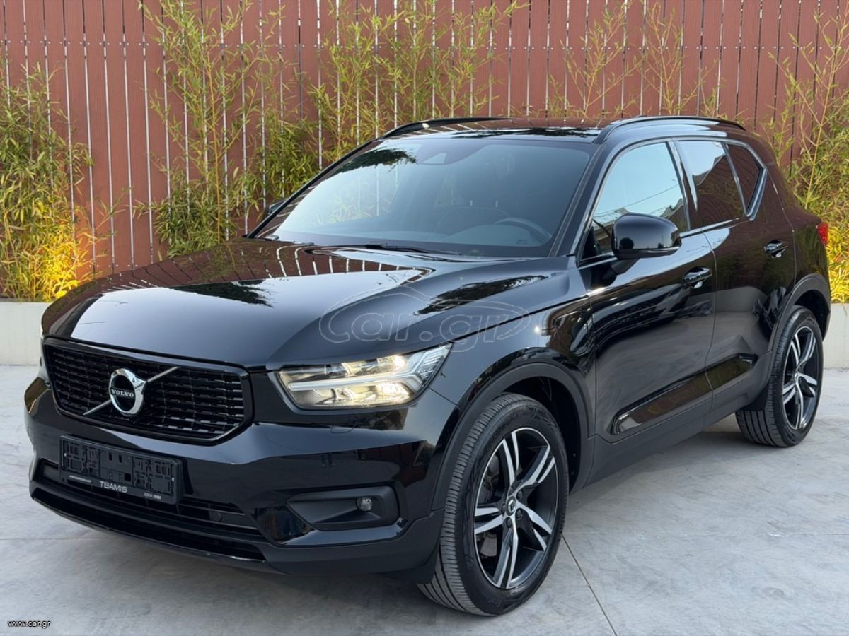 VOLVO XC 40 2021