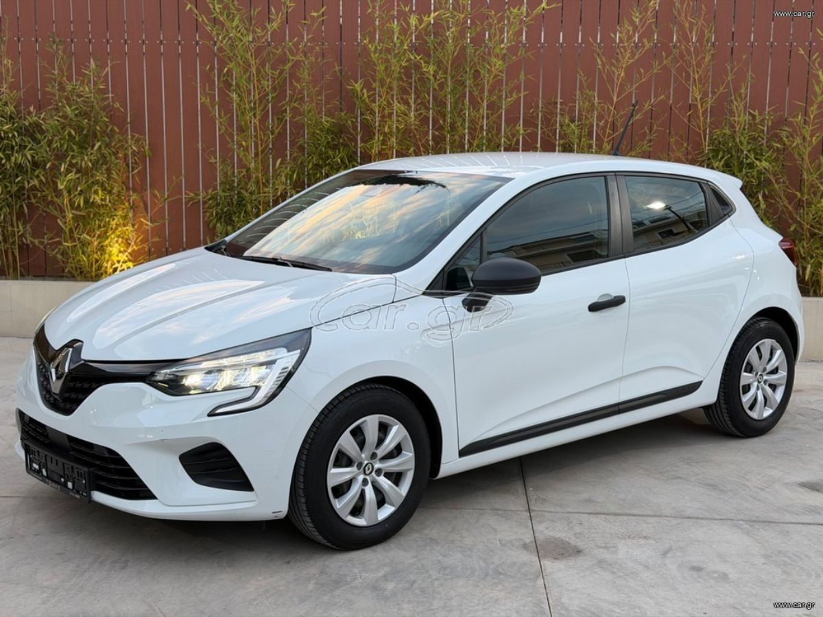 RENAULT CLIO 2022
