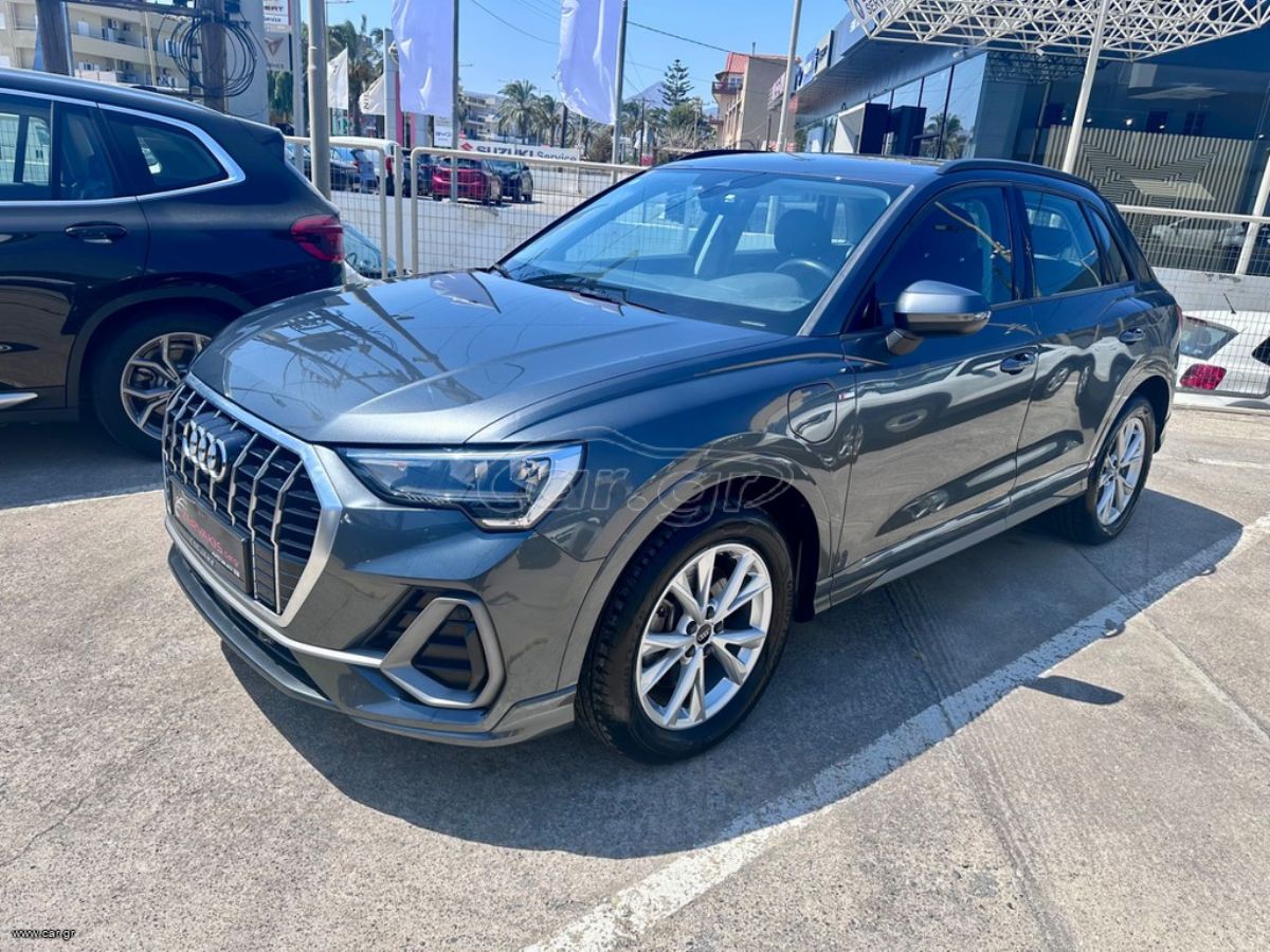 AUDI Q3 2021
