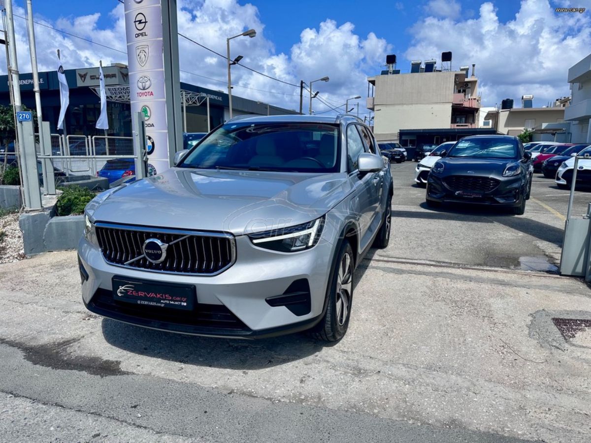 VOLVO XC 40 2022