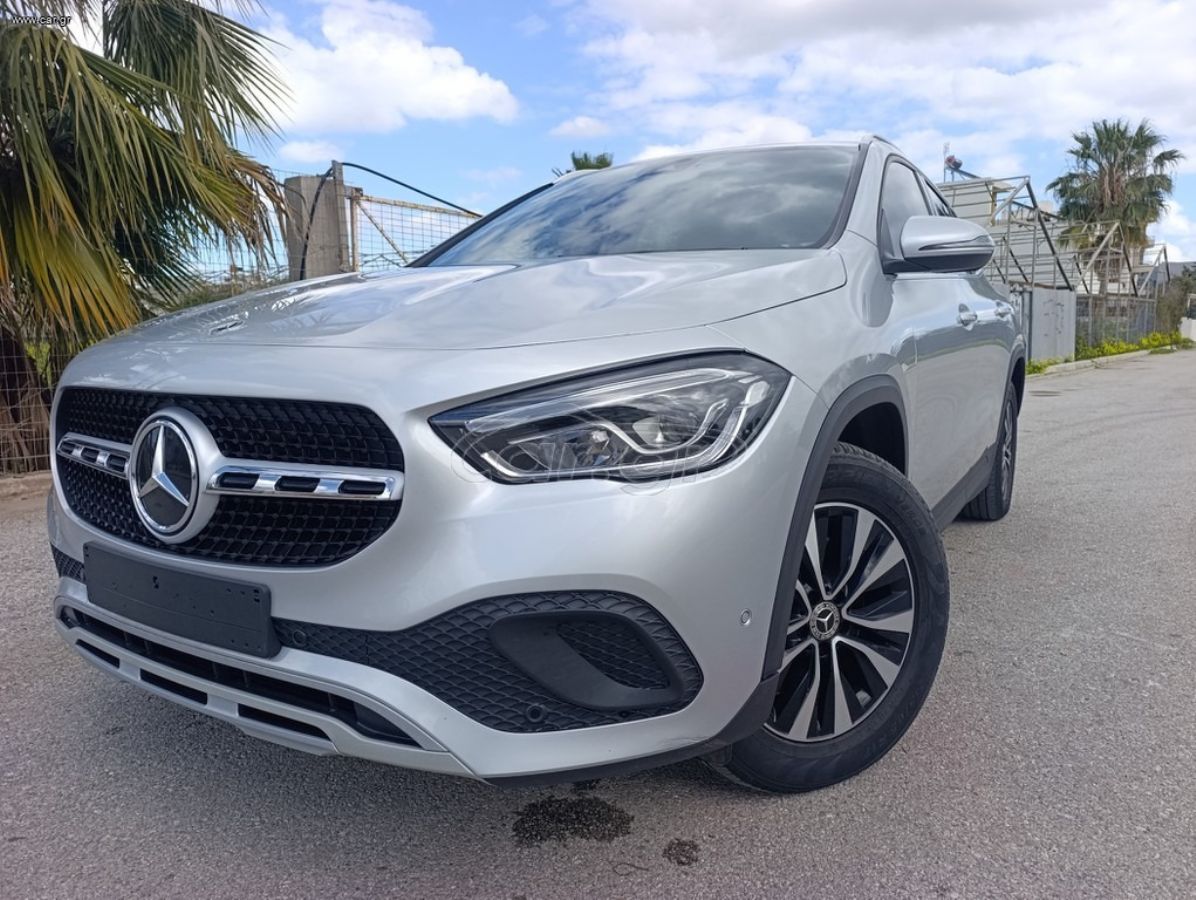 MERCEDES GLA 250 2022