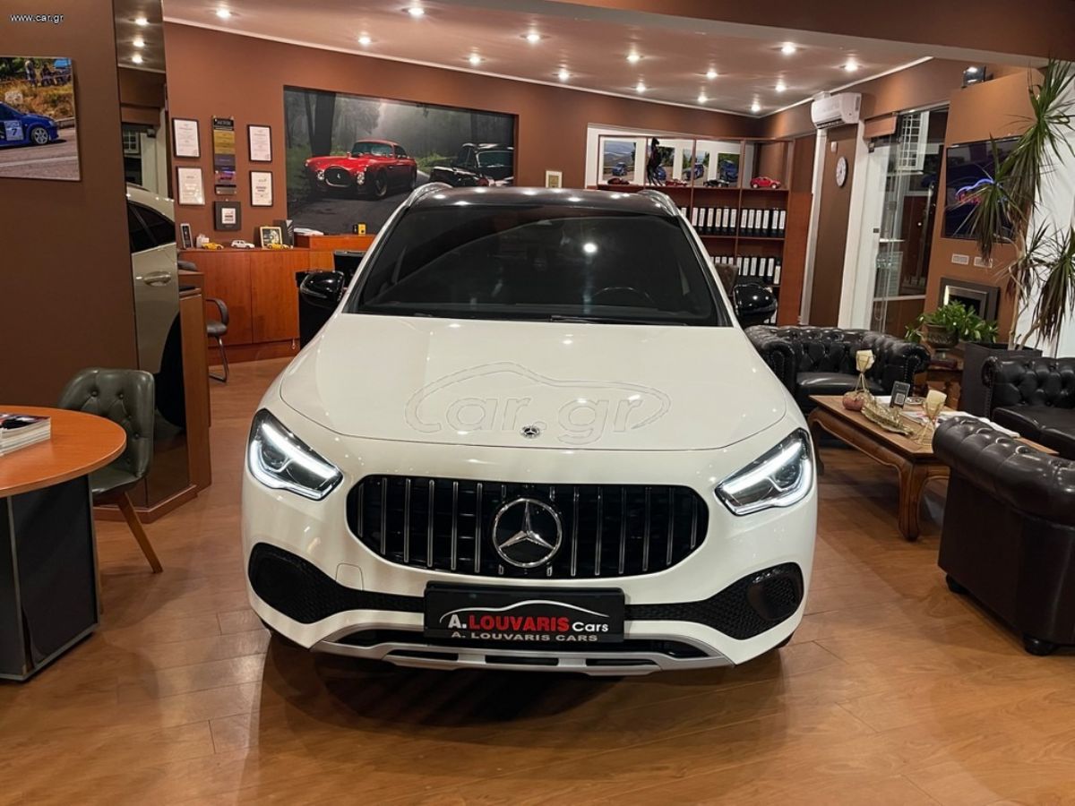 MERCEDES GLA 200 2022